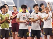 江南体育登录入口-包含东亚杯悬念拉满！国足预测阵容含2天才，颜骏凌镇守+韦世豪突击的词条