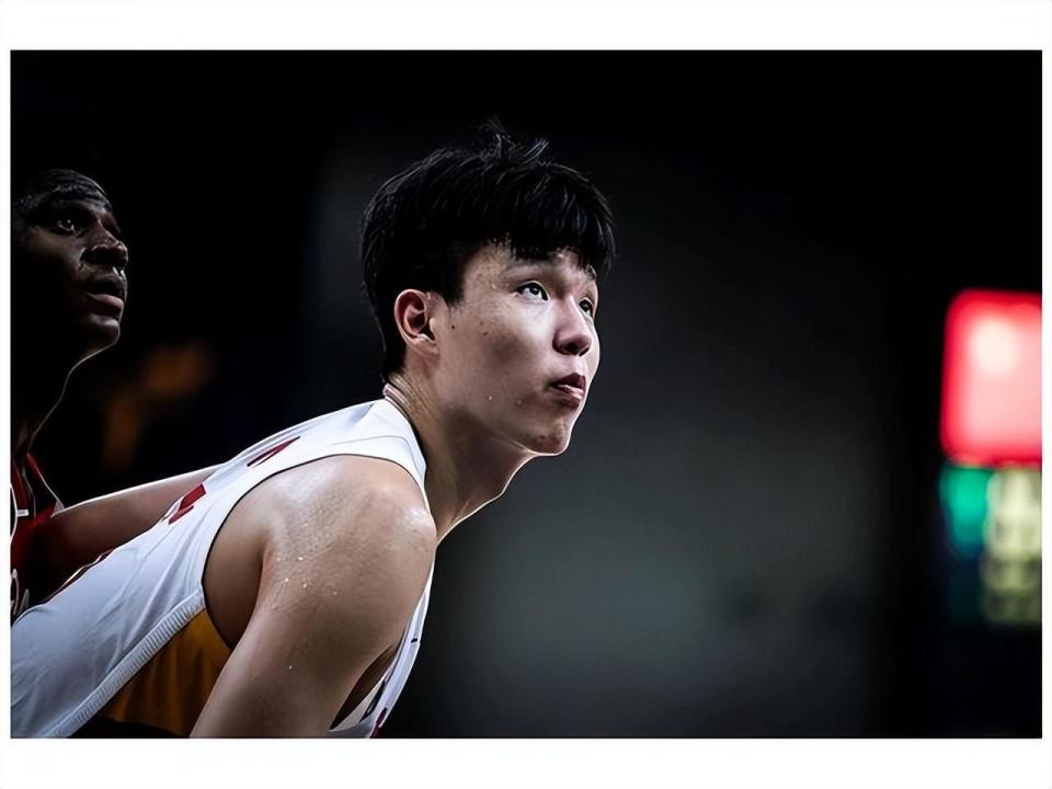 杨瀚森把体能练好，第一个赛季不会弱于同期约基奇